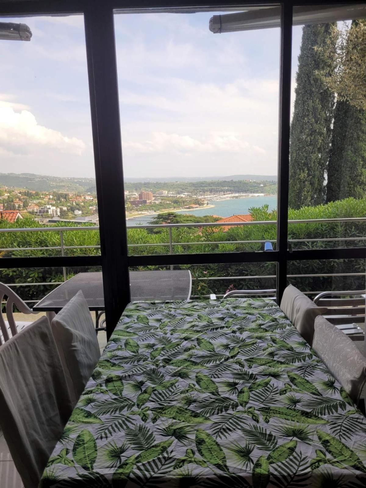 Apartment Pergola Порторож Екстериор снимка